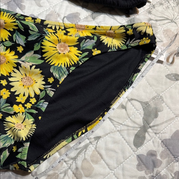 Black and Yellow Floral Bikini Set M - Picture 6 of 12